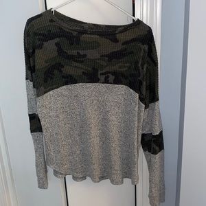 Camo top